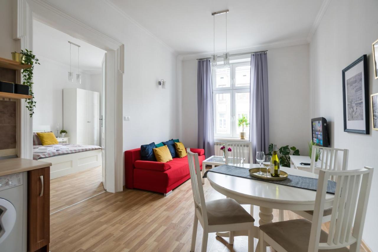 Discover Krakow Apartments - 3 Rakowicka St - Classic Apartments Near Main Station - Netflix Εξωτερικό φωτογραφία