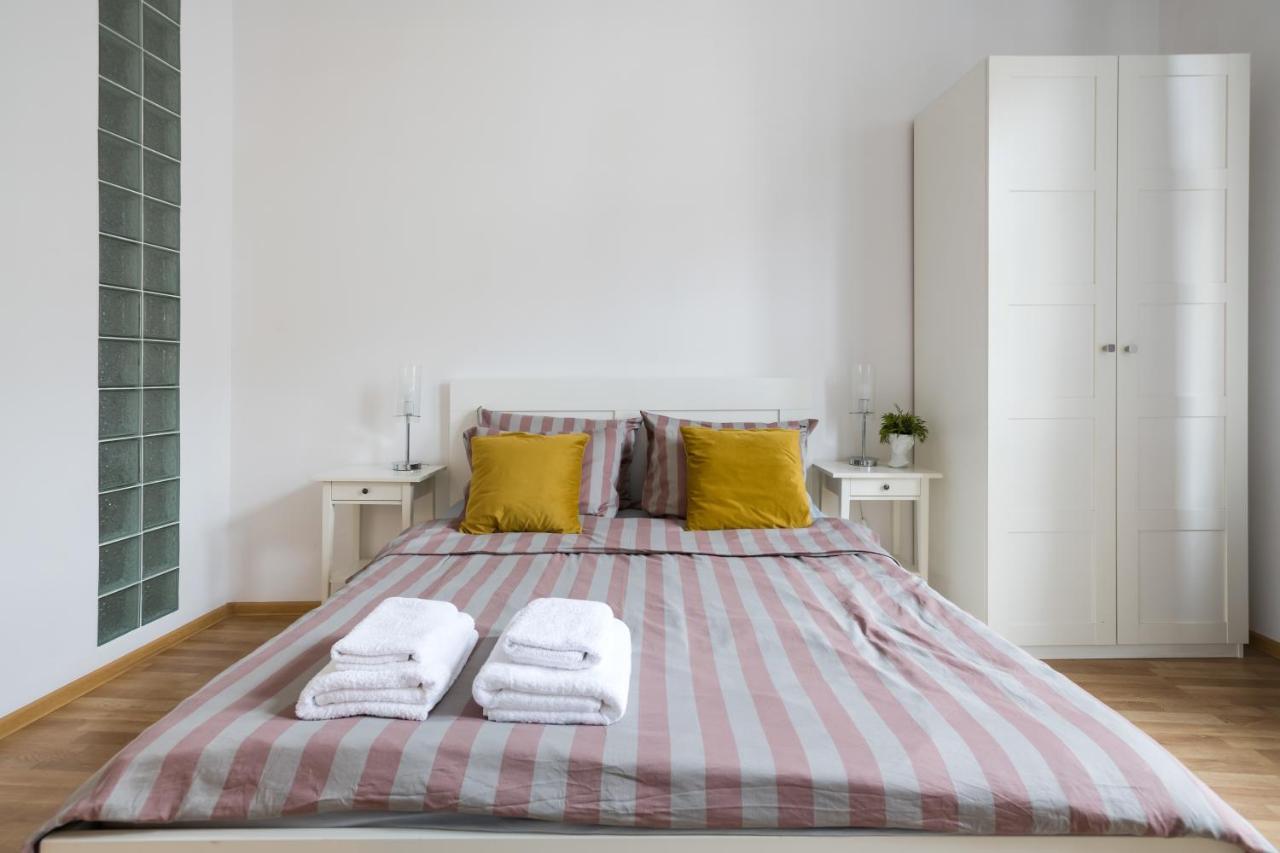 Discover Krakow Apartments - 3 Rakowicka St - Classic Apartments Near Main Station - Netflix Εξωτερικό φωτογραφία