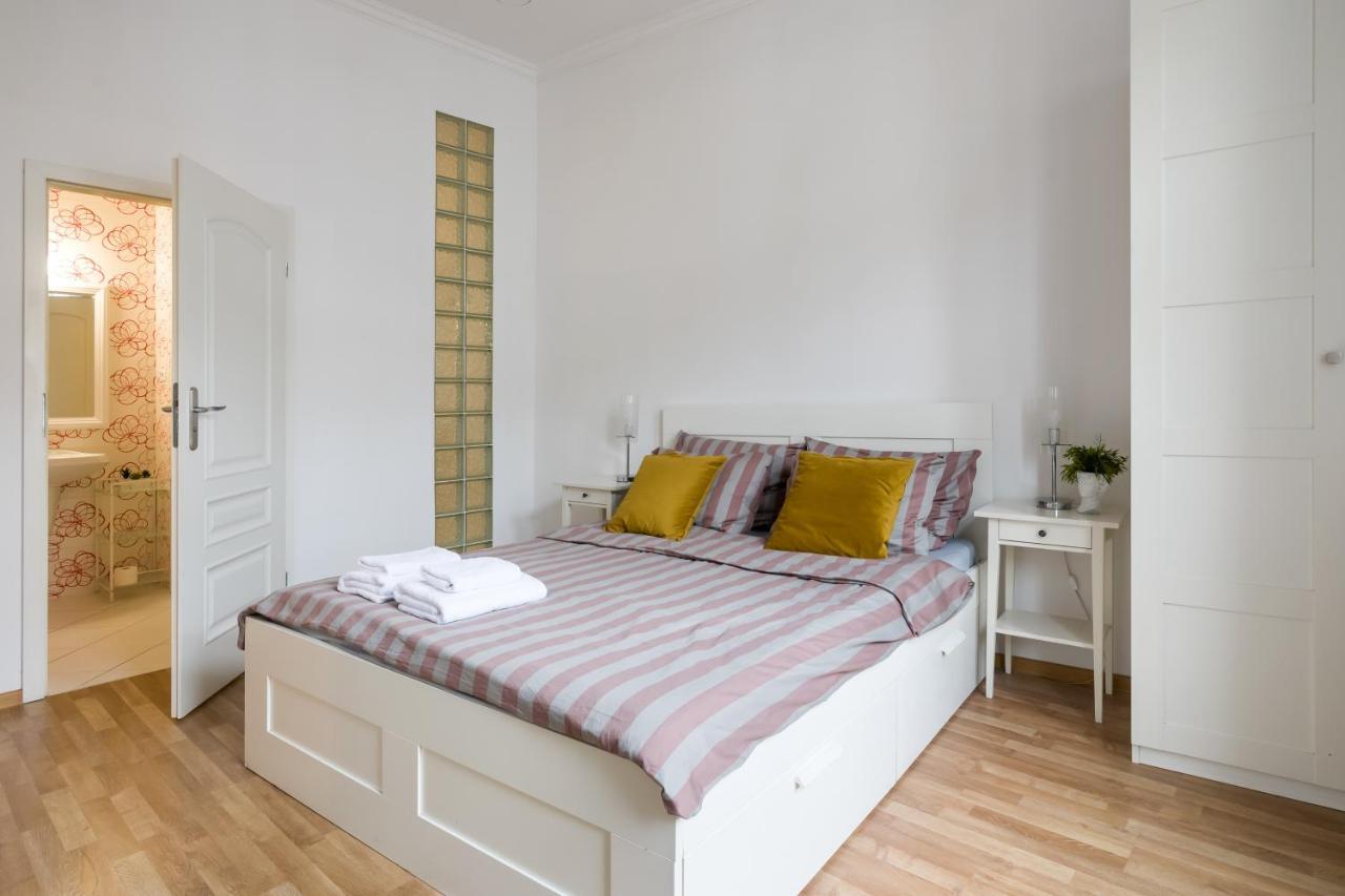 Discover Krakow Apartments - 3 Rakowicka St - Classic Apartments Near Main Station - Netflix Εξωτερικό φωτογραφία
