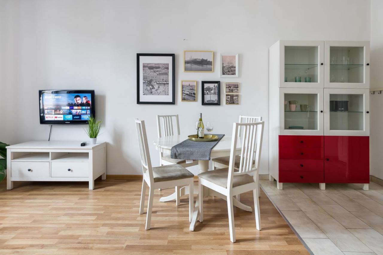 Discover Krakow Apartments - 3 Rakowicka St - Classic Apartments Near Main Station - Netflix Εξωτερικό φωτογραφία